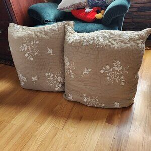 Martha Stewart SET OF 2 Embroidered Bedroom Throw Pillows Size 26x26